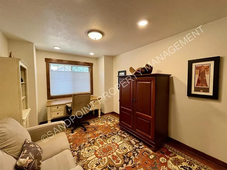 326 Maddie Ln — Photo 16