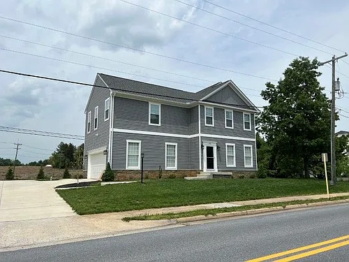 541 S Church St Photo 1