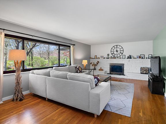 2nd image of 7160 Grandee Cliffs Dr