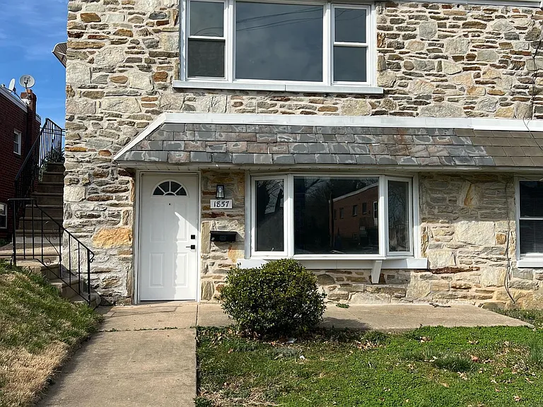 1857 Nester St #A — Photo 1