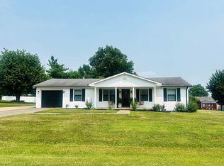 132 2nd St, Flemingsburg, KY 41041