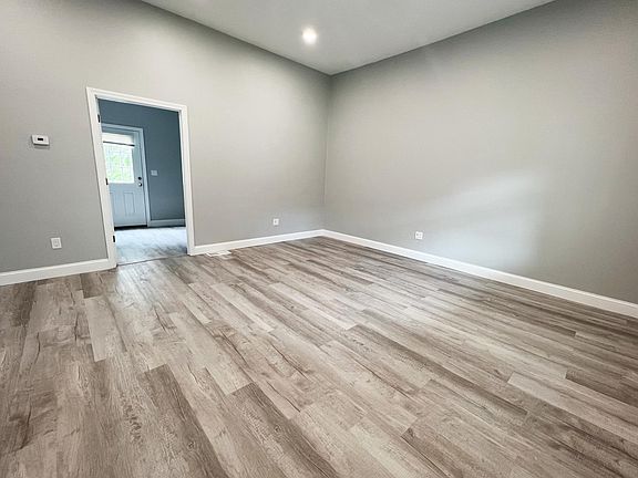 2nd image of 84 Chapel St #1L