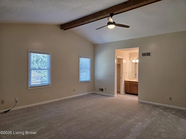4204 Holly Tree Dr — Photo 19