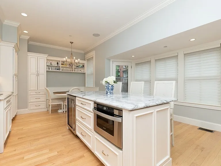 401 Main St #401 — Photo 3