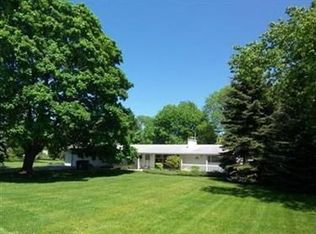 4019 N Perry Loop, Port Clinton, OH 43452