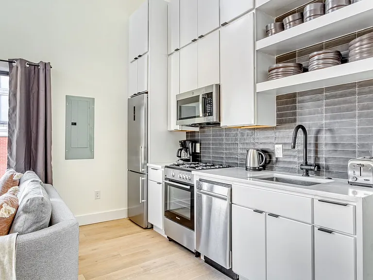1012 Pennsylvania Ave SE #6 — Photo 13