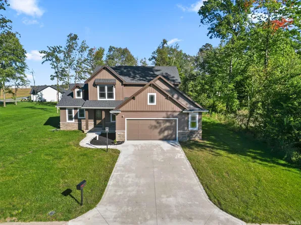 54842 Black Oak Ct, Bristol, IN 46507