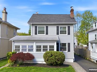 65 Carteret St, Bloomfield, NJ 07003