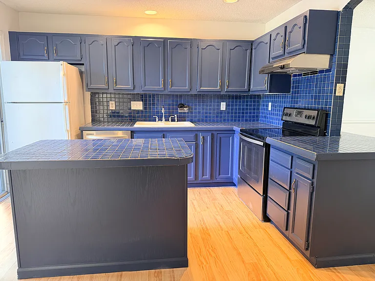 9307 Four Mile Creek Rd — Photo 4
