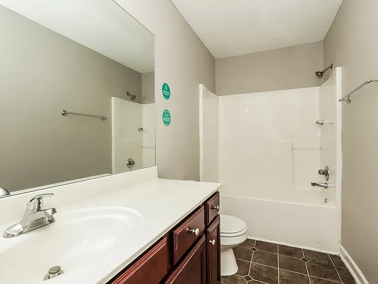 3342 Hamberton Cir — Photo 16
