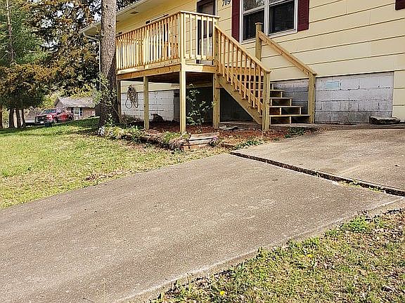 4th image of 709 Hickory Dr