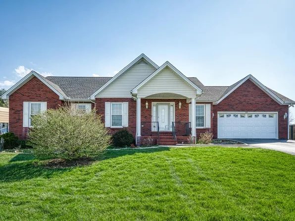 3422 Northwind Dr, Cookeville, TN 38506