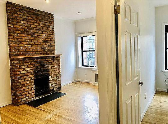 4th image of 500 Hudson St #3AA