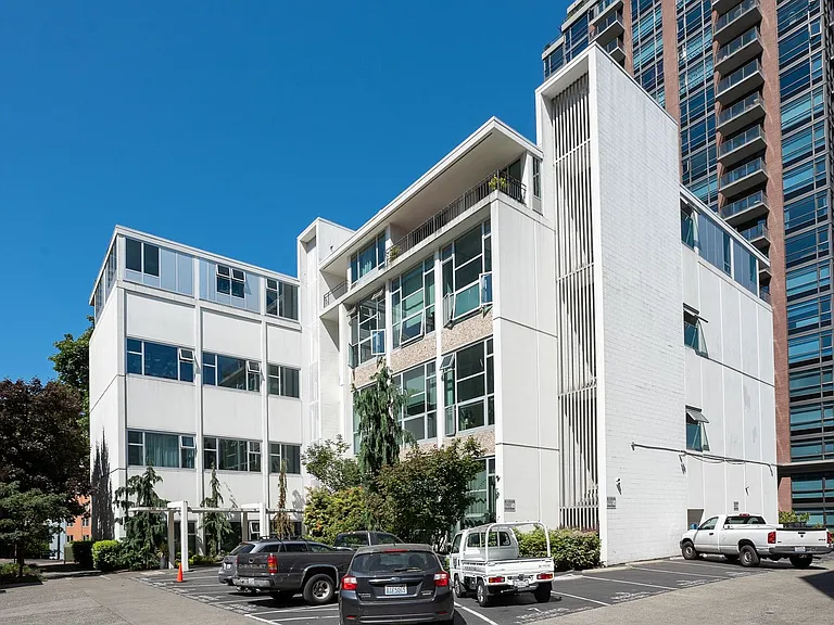 1000 Union St #110 — Photo 4