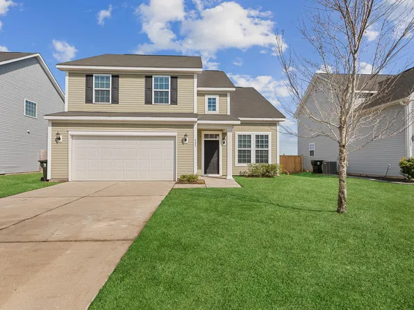 529 Pleasant Side Dr, Moncks Corner, SC 29461