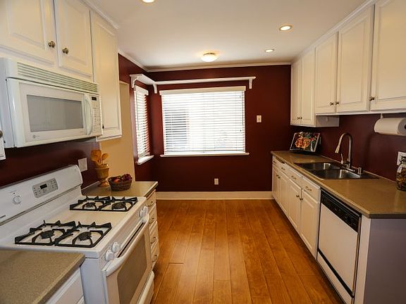 4th image of 5740 Etiwanda Ave. #2