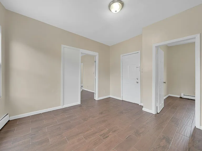 86 Eaton Pl #3 — Photo 7