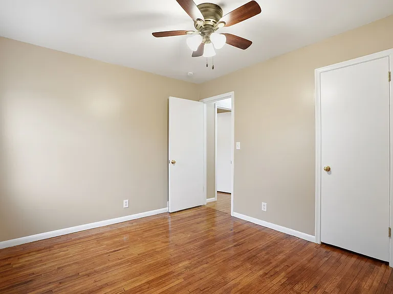 8954 York Rd — Photo 18