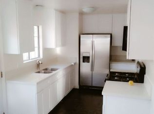 322 Eastside Ave, Santa Ana, CA 92701