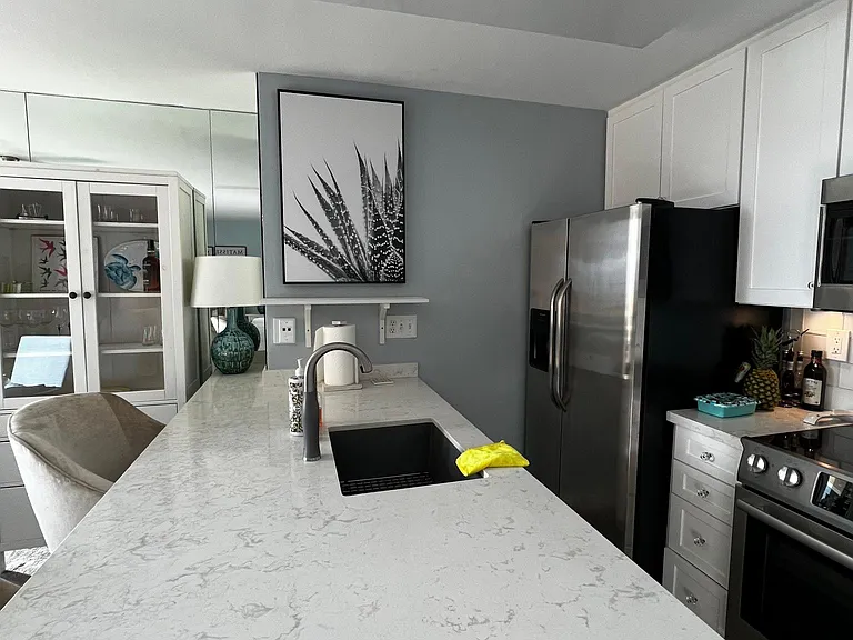 4627 Ocean Blvd #220 — Photo 3