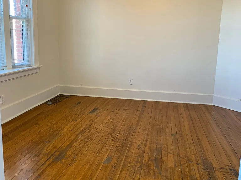 136 S Union St #6 — Photo 8