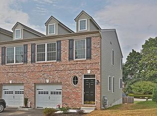 674 Keely St, Philadelphia, PA 19128