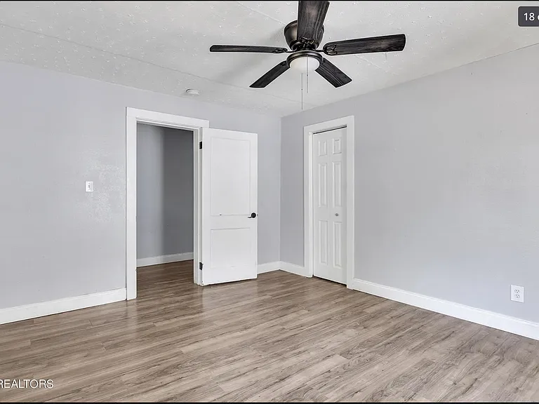 2410 Jefferson Ave — Photo 15