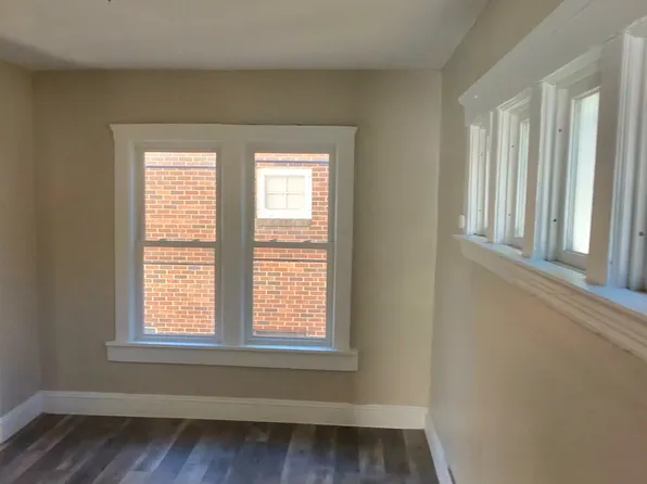 2926 E 130th St, Cleveland, OH 44120