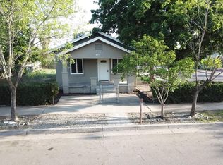 3402 E Townsend Ave, Fresno, CA 93702