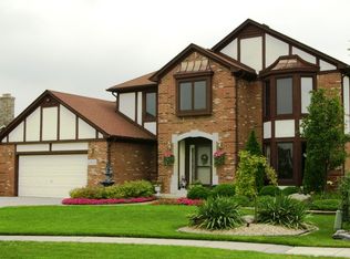 48530 Metamora Ct, Macomb, MI 48044