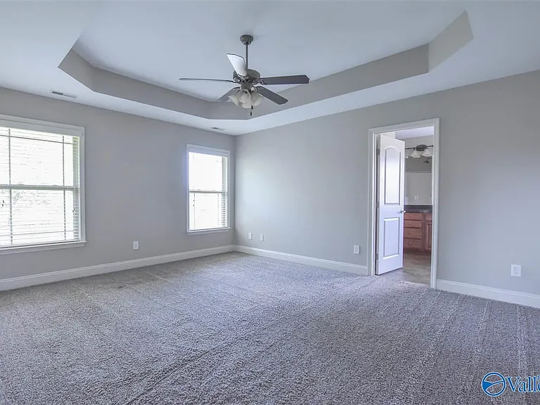 211 New Bristol Ln — Photo 22