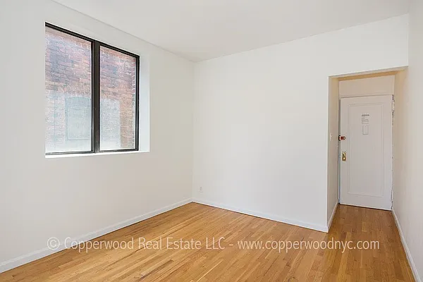 Rented by Copperwood Real Estate | media 20