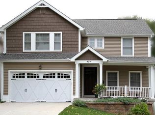 517 Par Ln, Saint Louis, MO
