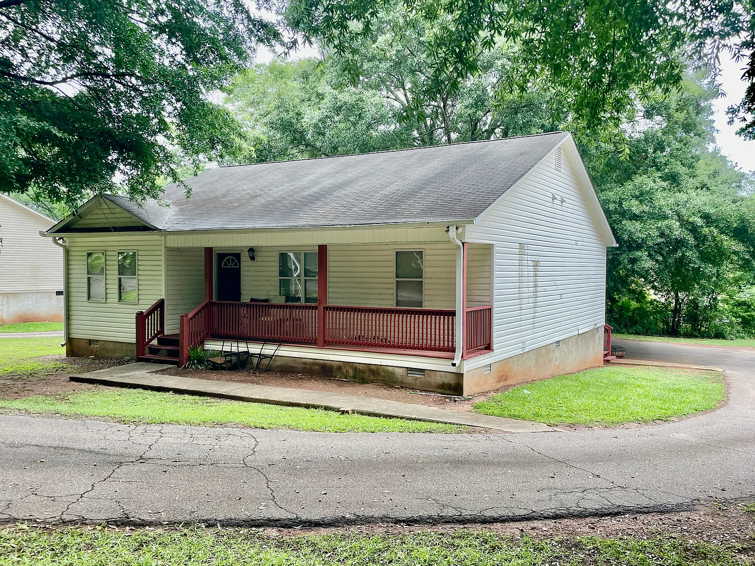 4 bed, 1505 sqft, $650 — Photo 1