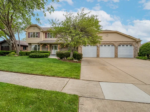 8320 Cloverview Dr, Tinley Park, IL 60477