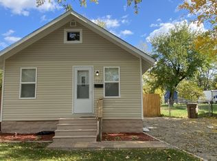 722 S Stirling Ave, Pontiac, MI 48340
