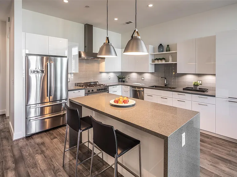 1211 Caroline St #1401 — Photo 17