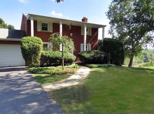 137 Mar Vel Dr, Butler, PA 16001