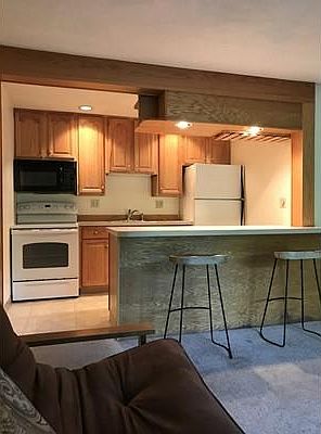 1st image of 200 Colonial Dr Unit 105