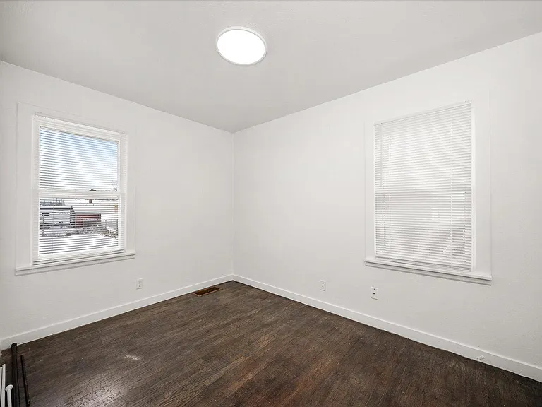 2nd Bedroom (back)