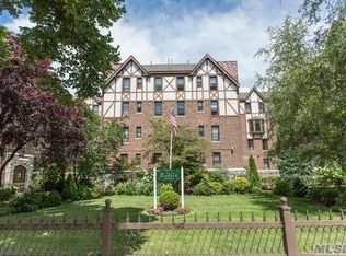 16015 Powells Cove Blvd APT A202, Beechhurst, NY 11357