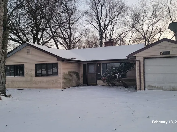 209 Sauk Trl, Park Forest, IL 60466