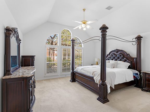 3rd image of 147 Linton Downs Pl