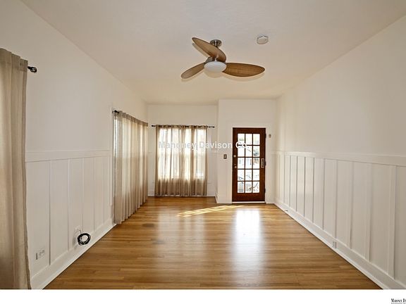 2nd image of 12 Harris St