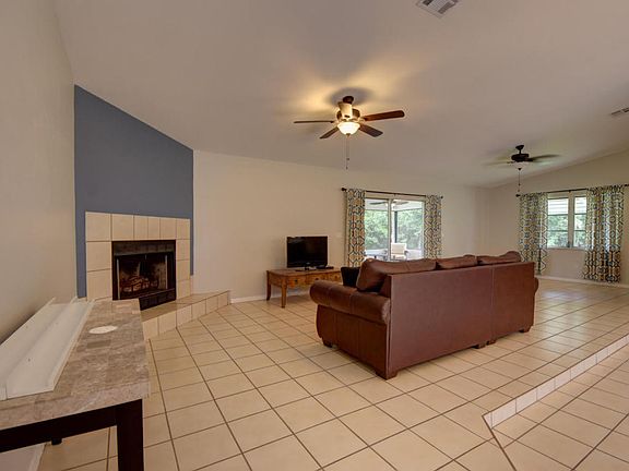 3rd image of 2210 SW Matheson Ter