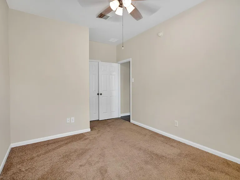 2002 Monarch Hollow Ln — Photo 33