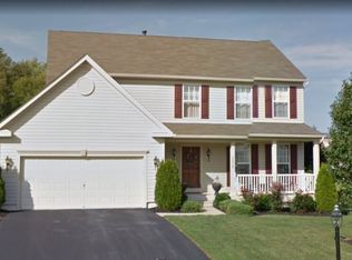2050 Waterfall Dr, Hanover, PA 17331