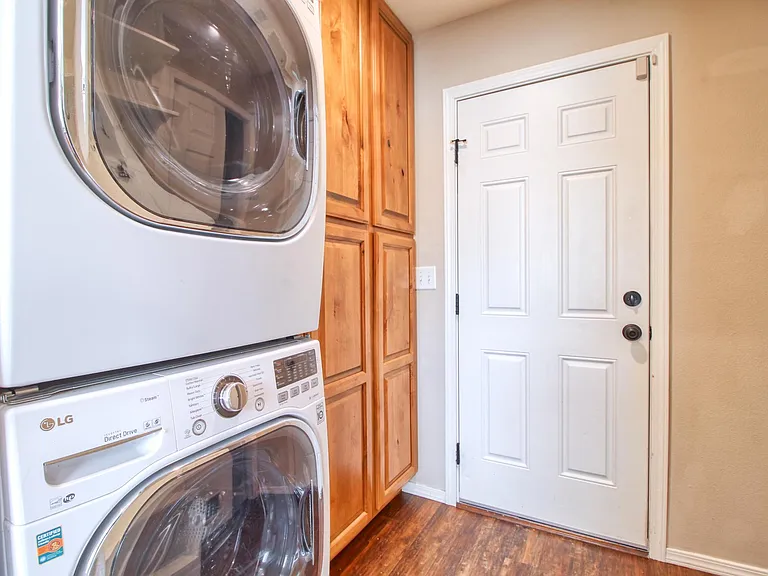 211 W Cooper Ave — Photo 12