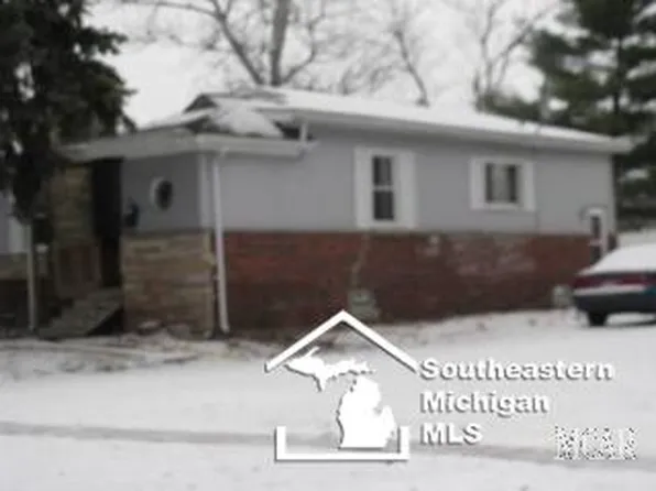 523 Almyra Ave, Monroe, MI 48161