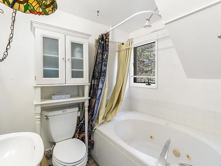2726 View Dr #MAIN HOUSE — Photo 14